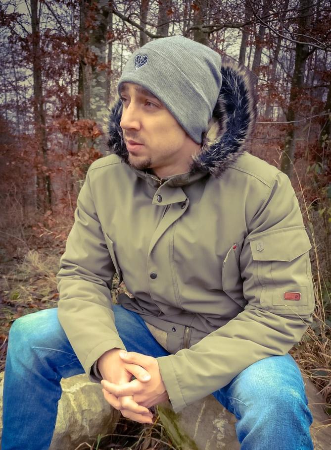 Diamond Heart Beanie - Grey